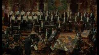 Mozart Requiem Mass in D Minor VIII  Hostias [upl. by Sonnnie]