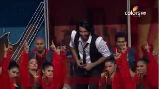 Ranveer Singh  Tribute to all Superstar of 90s in Colors 19th Screen Awards 2013 [upl. by Adlemy]