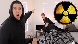 END OF THE WORLD PRANK ON MY ROOMMATE [upl. by Calvano]