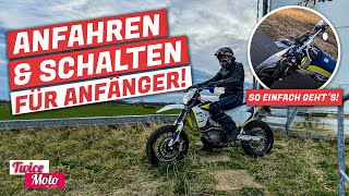 MOTORRAD ANFAHREN und SCHALTEN lernen in 15 Min Für ANFÄNGER So einfach gehts  TwiceMoto [upl. by Htebazil692]