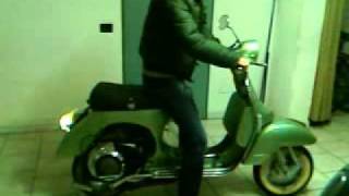 Piaggio Vespa P125X 1981 [upl. by Ytsirhc]