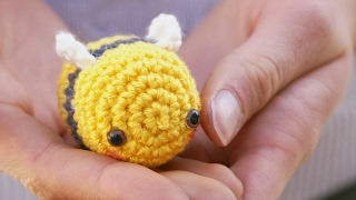 Tutoriel Amigurumi Abeille  super easy fr [upl. by Apfelstadt453]