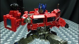 Studio Series 38 Voyager OPTIMUS PRIME EmGos Transformers Reviews N Stuff [upl. by Akiehsat]