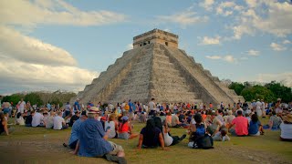 Equinoccio Kukulcán desciende a la Tierra  National Geographic en Español [upl. by Caspar522]