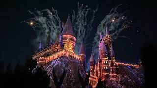 The Magic of Christmas At Hogwarts  Universal Studios Orlando 2024  Full Holiday Light Show [upl. by Erdnua]