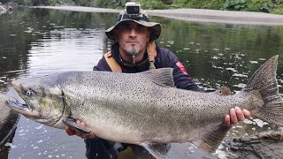 Pesca extrema del salmón chinook en Chiloé Chile 212kg lucha y resistencia del gran monstruo de Río [upl. by Annaesor]