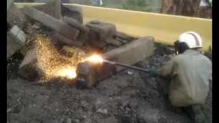 Harris Steel Ferno  Series 4000 Cutting Torch [upl. by Lewse320]